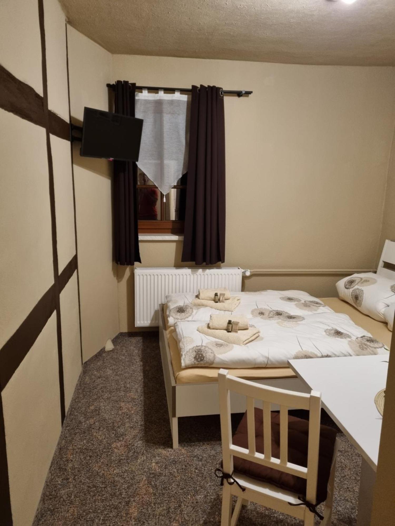 Pension Torgau Cameră foto